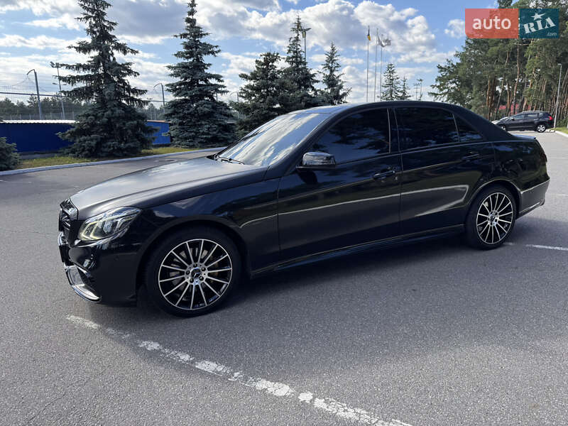 Седан Mercedes-Benz E-Class 2014 в Киеве