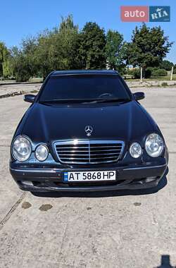 Седан Mercedes-Benz E-Class 2000 в Нетішині