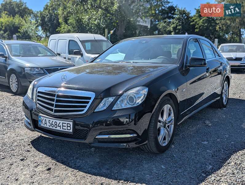 Mercedes-Benz E-Class 2011