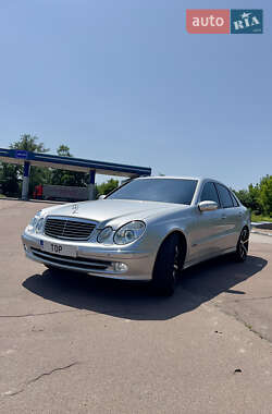 Седан Mercedes-Benz E-Class 2004 в 