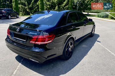 Седан Mercedes-Benz E-Class 2015 в 