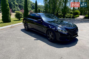 Седан Mercedes-Benz E-Class 2015 в 