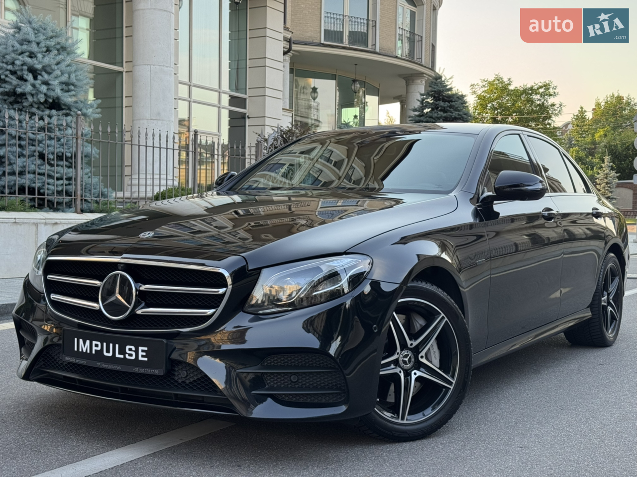 2016 Mercedes-Benz GLC - мініатюра 52