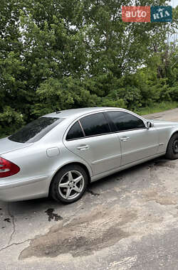 Седан Mercedes-Benz E-Class 2003 в 