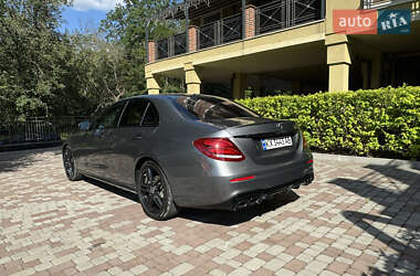 Седан Mercedes-Benz E-Class 2018 в 