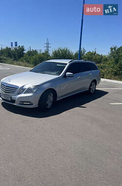 Универсал Mercedes-Benz E-Class 2012 в 