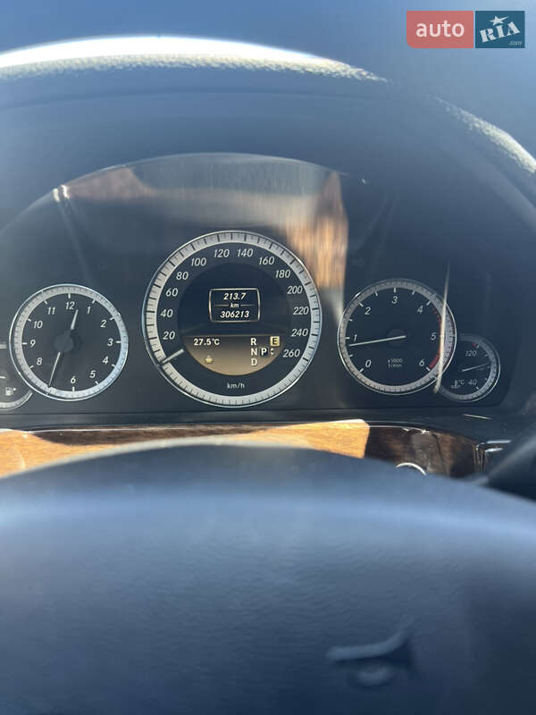 Универсал Mercedes-Benz E-Class 2012 в Ужгороде