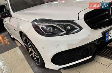 Седан Mercedes-Benz E-Class 2013 в Киеве