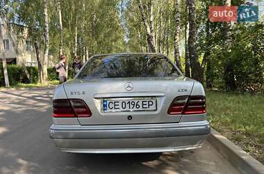 Седан Mercedes-Benz E-Class 2001 в 