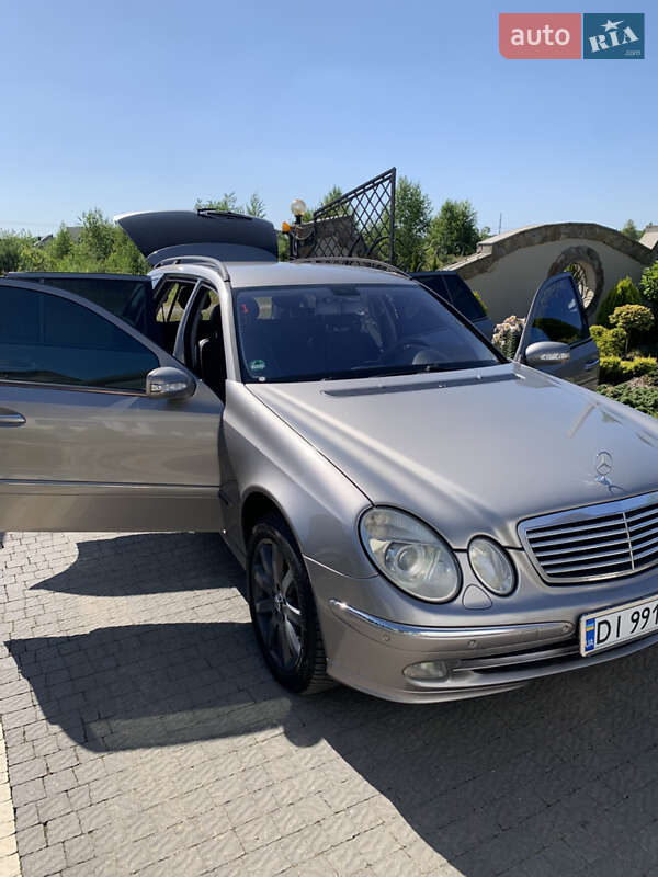 Mercedes-Benz E-Class 2003