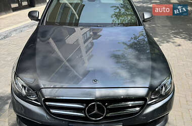 Седан Mercedes-Benz E-Class 2019 в Ужгороді