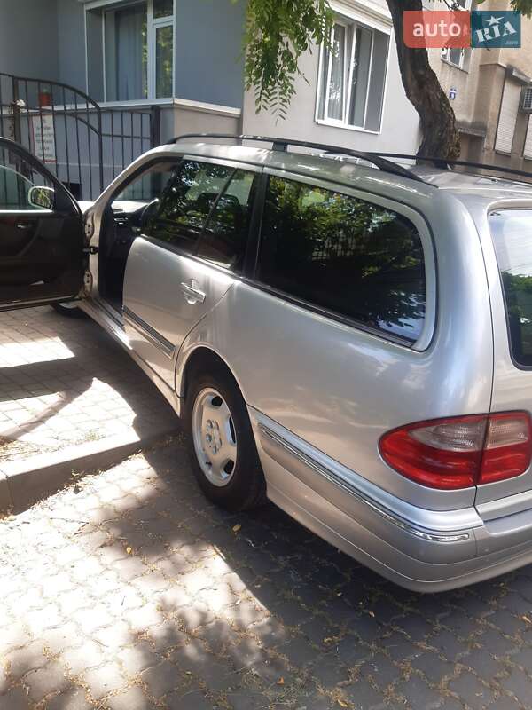 Универсал Mercedes-Benz E-Class 2000 в Ивано-Франковске