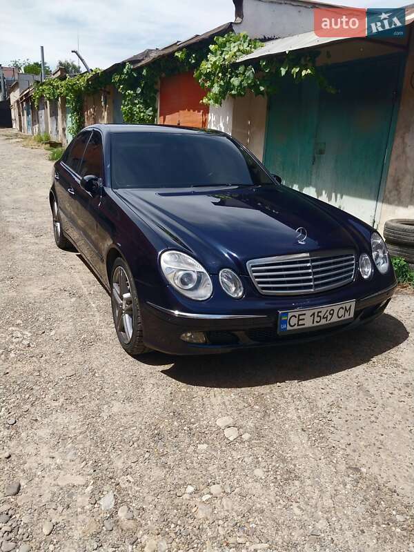 Mercedes-Benz E-Class 2002