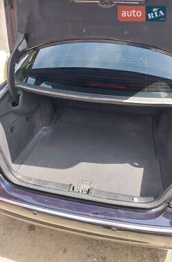 Седан Mercedes-Benz E-Class 2002 в Черновцах