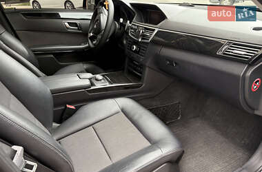 Седан Mercedes-Benz E-Class 2012 в 