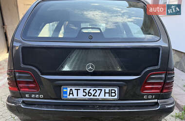 Катафалк Mercedes-Benz E-Class 2001 в 