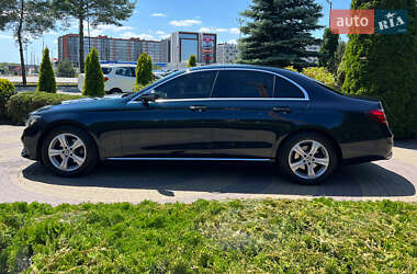 Седан Mercedes-Benz E-Class 2016 в 