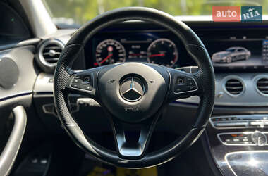 Седан Mercedes-Benz E-Class 2016 в 