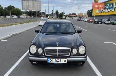 Седан Mercedes-Benz E-Class 1997 в 