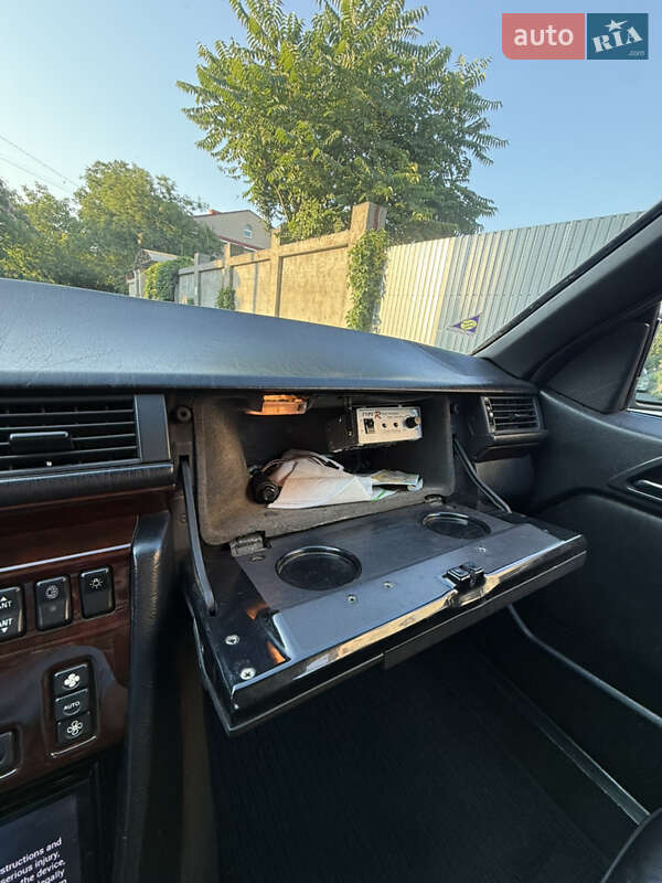 Купе Mercedes-Benz E-Class 1989 в Одесі