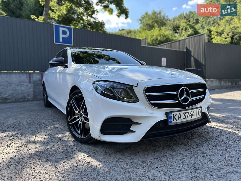 Седан Mercedes-Benz E-Class 2019 в Киеве