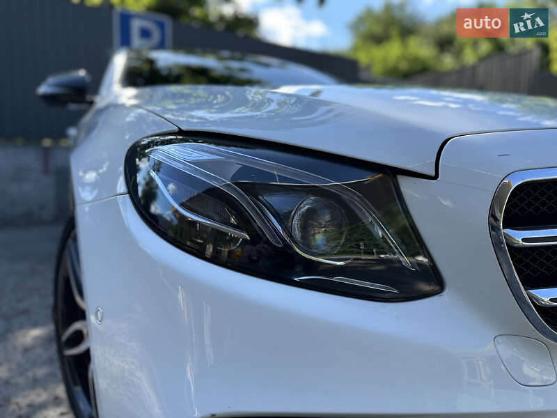 Седан Mercedes-Benz E-Class 2019 в Киеве