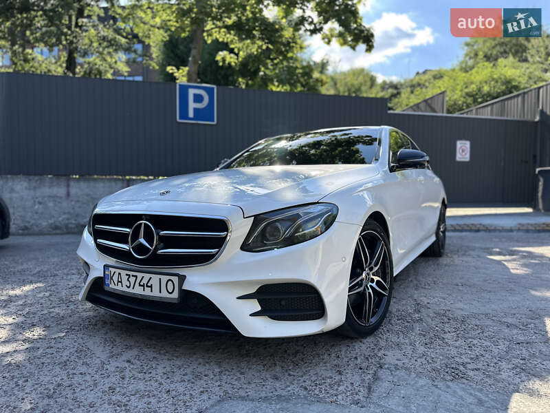 Седан Mercedes-Benz E-Class 2019 в Киеве
