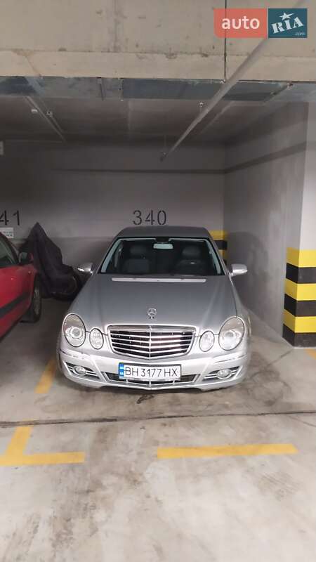 Седан Mercedes-Benz E-Class 2008 в Одессе