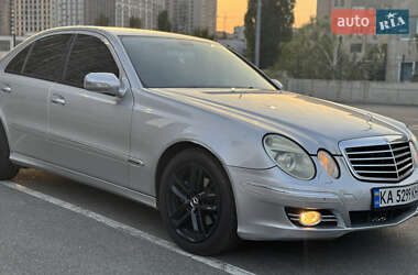 Седан Mercedes-Benz E-Class 2005 в 