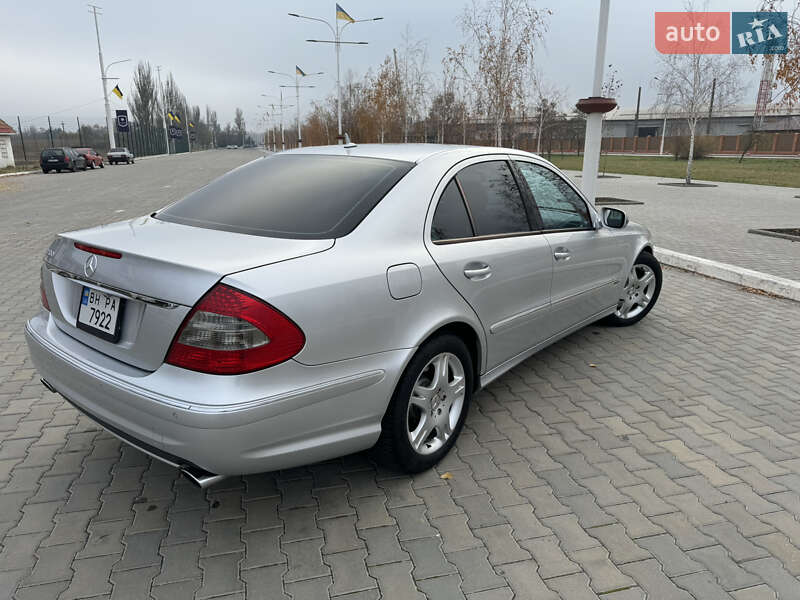 Седан Mercedes-Benz E-Class 2007 в Измаиле