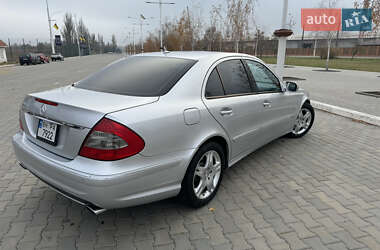Седан Mercedes-Benz E-Class 2007 в 
