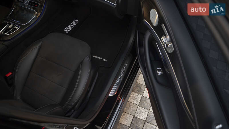 Седан Mercedes-Benz E-Class 2018 в Киеве