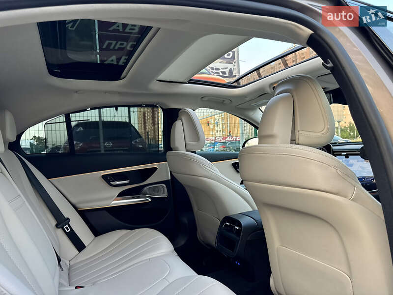 Седан Mercedes-Benz E-Class 2024 в Киеве