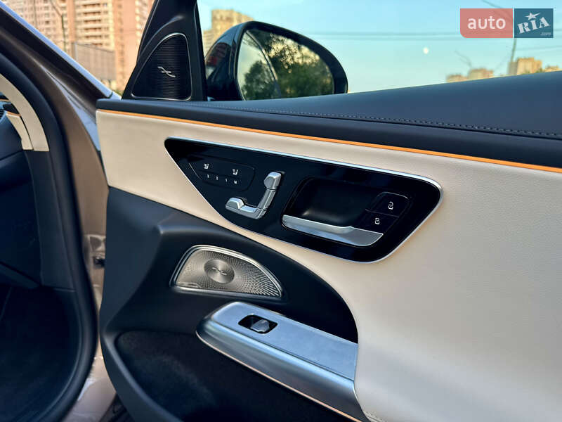 Седан Mercedes-Benz E-Class 2024 в Киеве