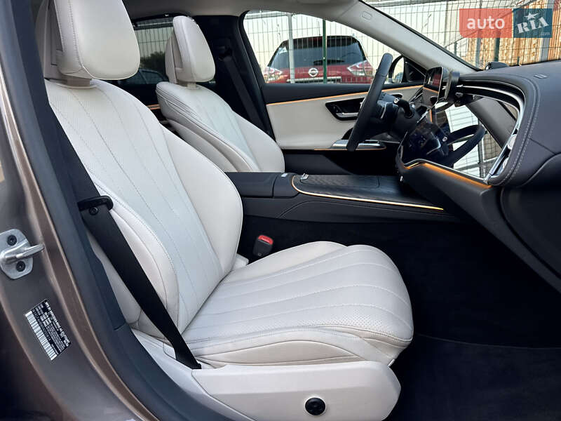 Седан Mercedes-Benz E-Class 2024 в Киеве
