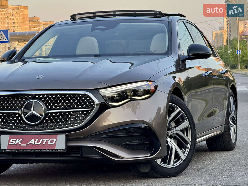 Седан Mercedes-Benz E-Class 2024 в Киеве