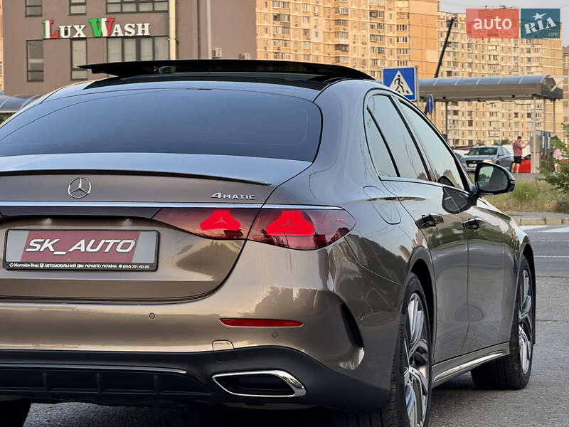 Седан Mercedes-Benz E-Class 2024 в Киеве