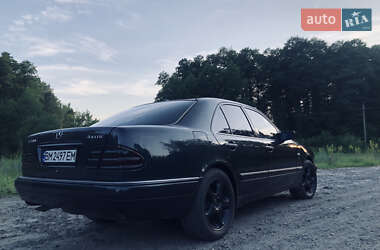 Седан Mercedes-Benz E-Class 1998 в 