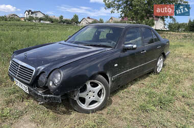Седан Mercedes-Benz E-Class 1998 в Тернополе