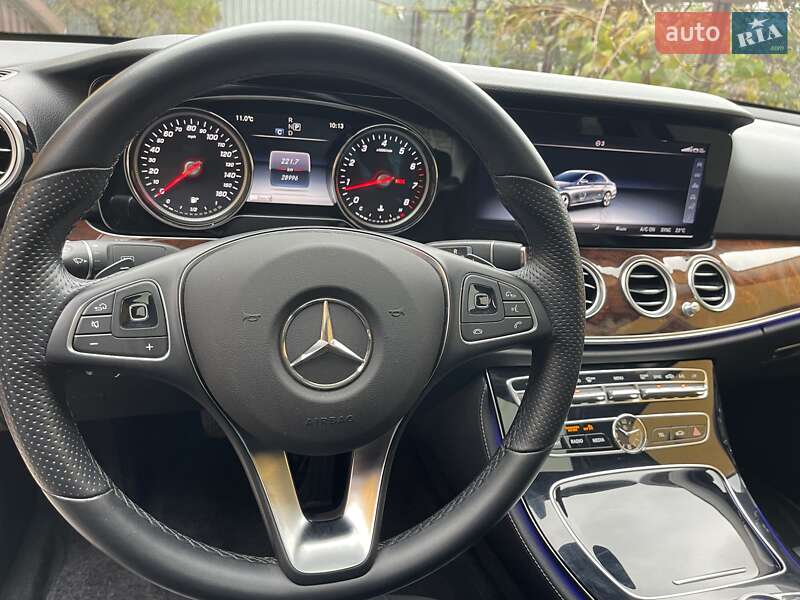 Седан Mercedes-Benz E-Class 2018 в Киеве