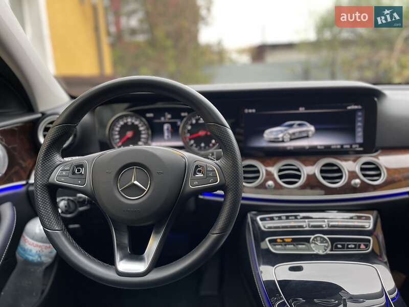 Седан Mercedes-Benz E-Class 2018 в Киеве