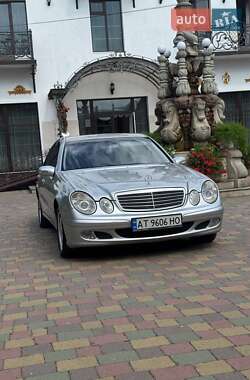 Седан Mercedes-Benz E-Class 2003 в 