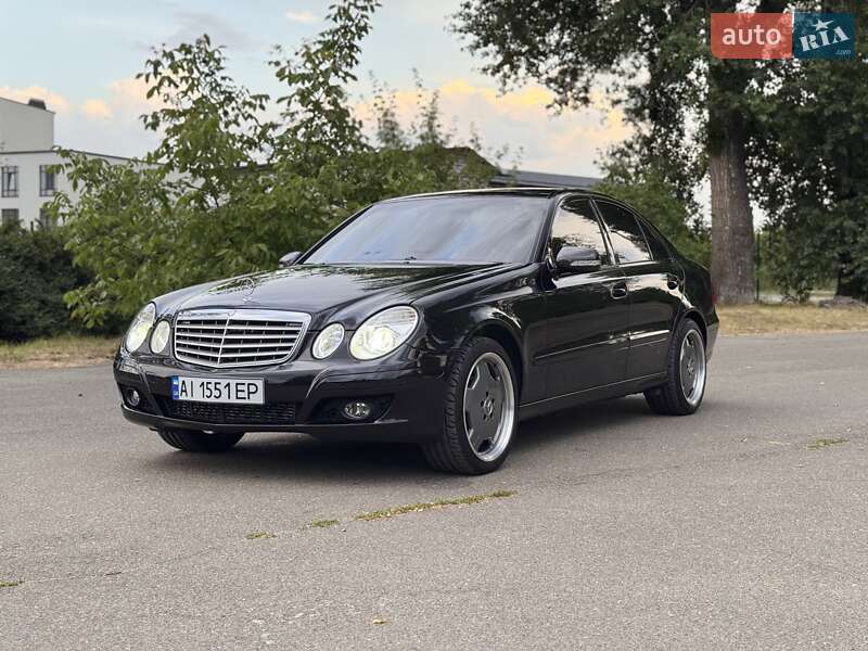 Седан Mercedes-Benz E-Class 2007 в 