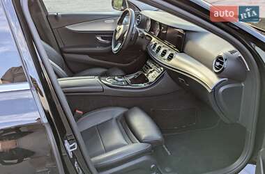 Универсал Mercedes-Benz E-Class 2016 в 