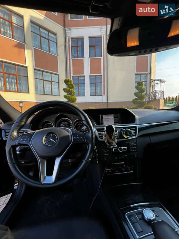 Седан Mercedes-Benz E-Class 2013 в Меденичах