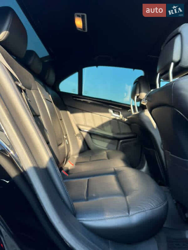 Седан Mercedes-Benz E-Class 2013 в Меденичах