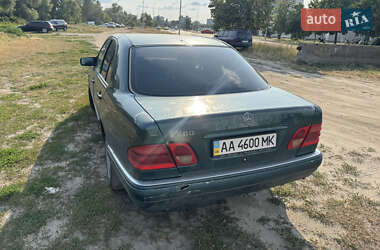Седан Mercedes-Benz E-Class 1998 в 