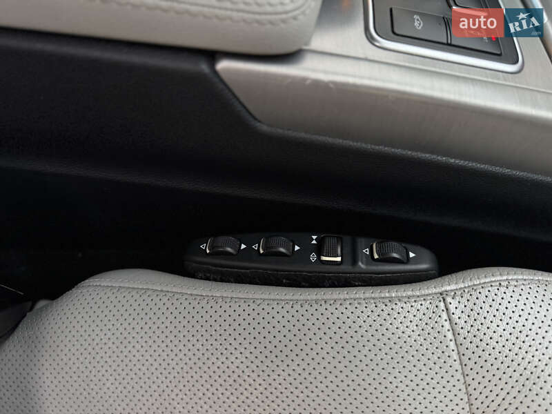 Седан Mercedes-Benz E-Class 2012 в Черновцах