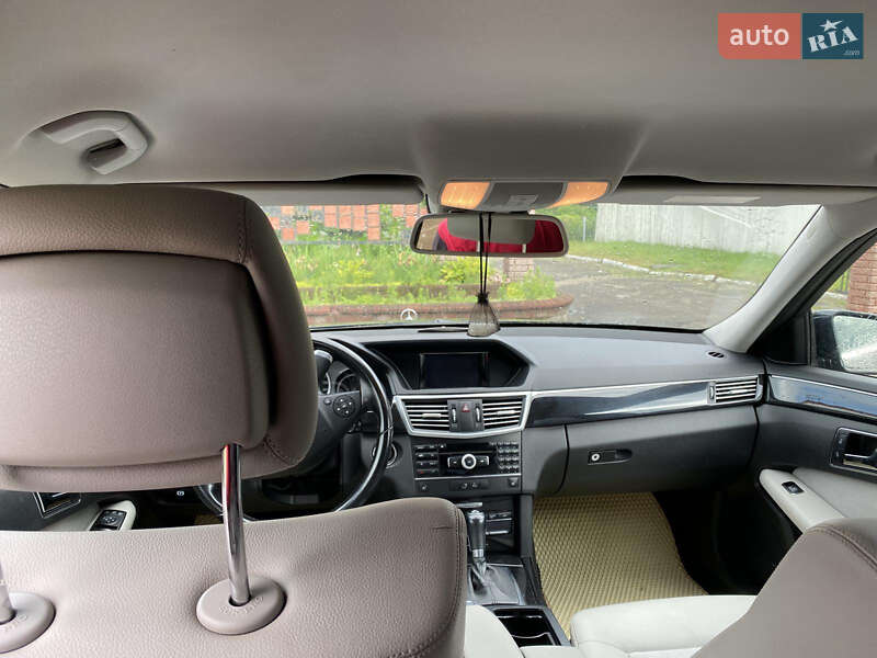 Седан Mercedes-Benz E-Class 2011 в Володимирці фото 14 Седан Mercedes-Benz E-Class 2011 в Володимирці