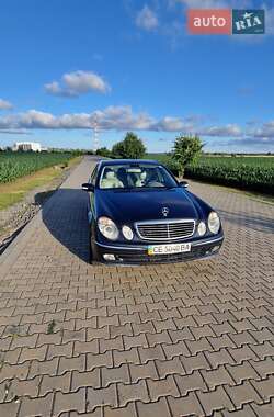 Седан Mercedes-Benz E-Class 2003 в 